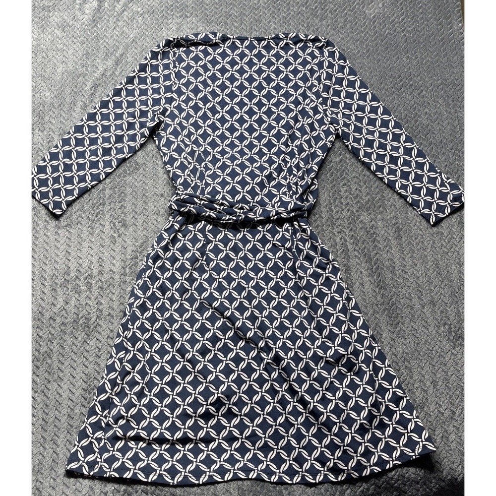 Charlie Paige Wrap Dress Size M Slimming‎ Travel Wrinkle Resistant - Picture 6 of 15